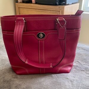 Coach Hampton Tote in Pink